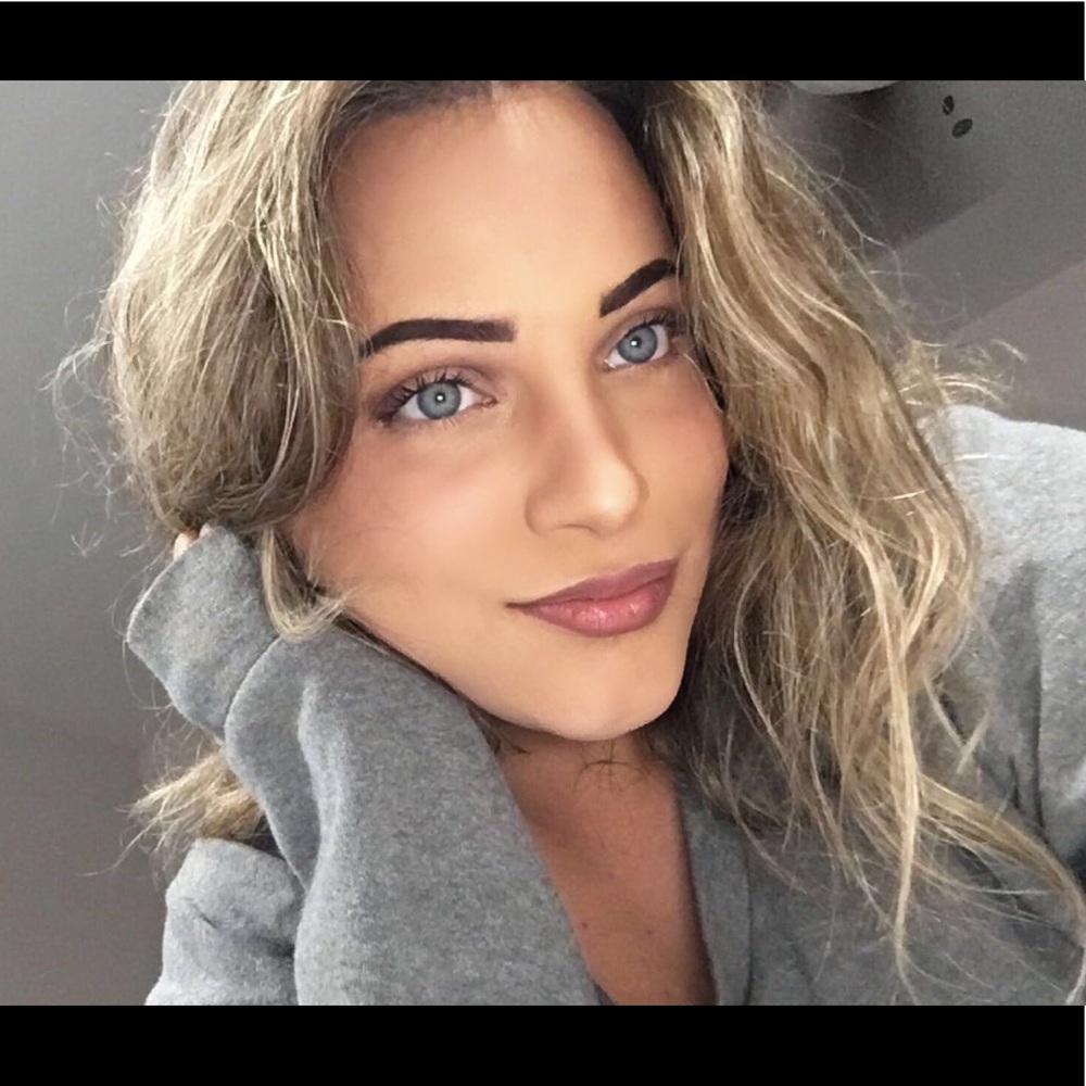 Meet your Posher, Marissa